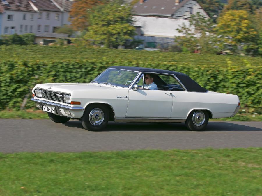  Opel Diplomat V8 Coupe 1965 года  (фото 10 из 16)